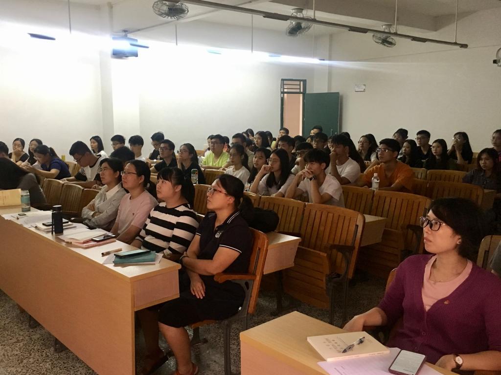 人文学院调研 17136